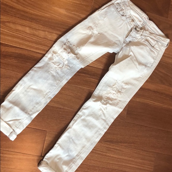 J Brand Denim - J Brand - boyfriend jeans - size 26